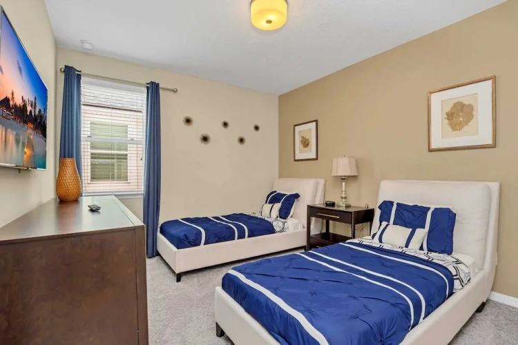 6 Bedrooms Cottage