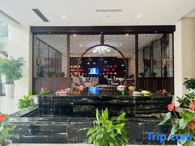Runxi Hotel