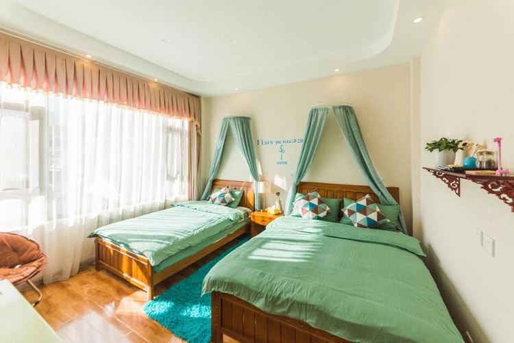 Small Times Inn