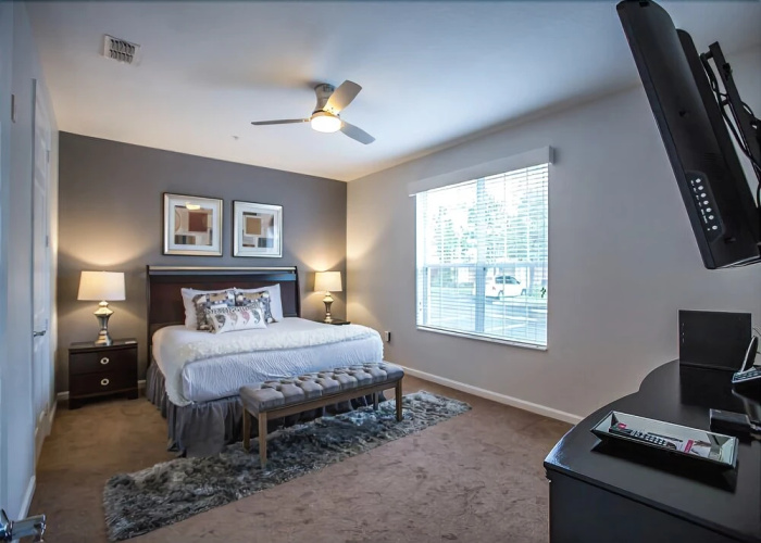 5037 Shoreway Loop #108