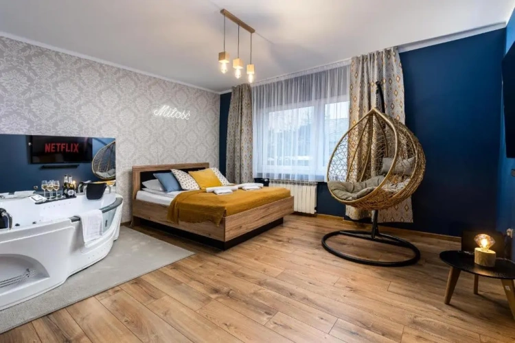 Double Suite