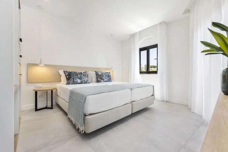 2 Bedrooms Standard Apartment