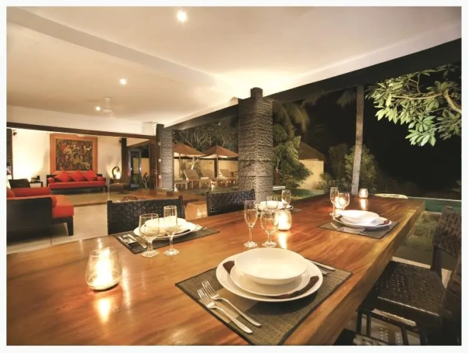 2 Bedrooms Villa with balcony