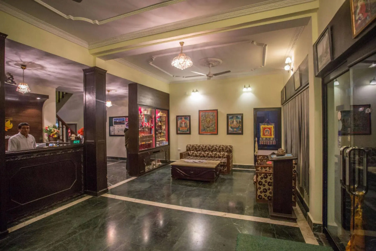 Hotel Ananda Inn