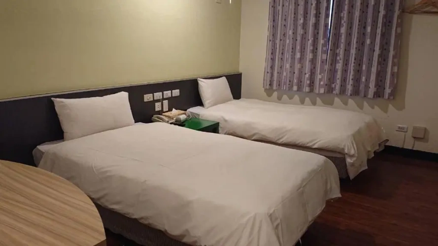 Economy Twin room