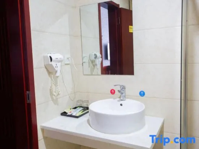 Tingyi Hotel, Lushan