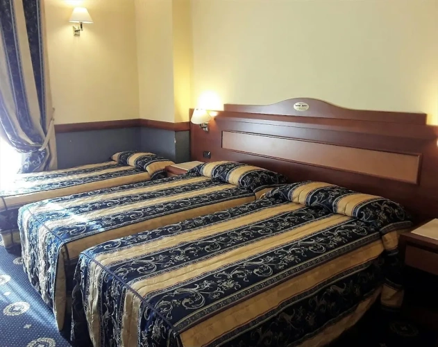 Classic Triple room with balcony