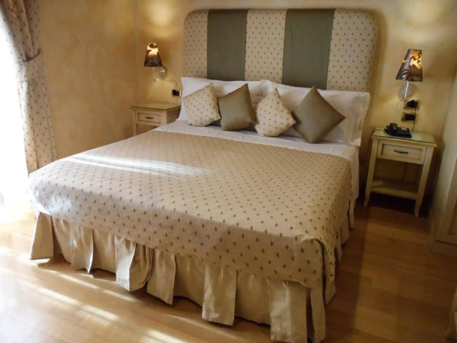Condotti Rooms