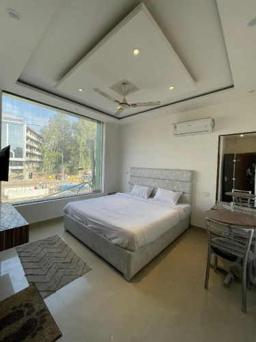 Standard Double room with city view