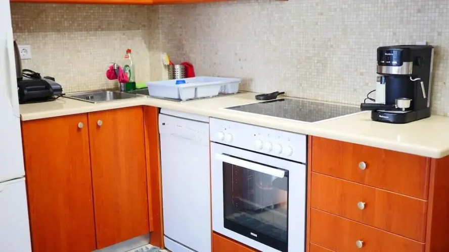 Villa Elias 1BR Upper Apt with Pool