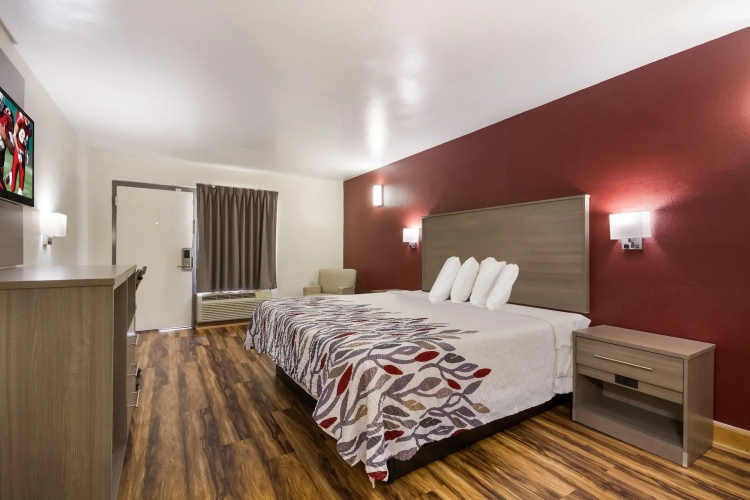 Red Roof Inn Crestview