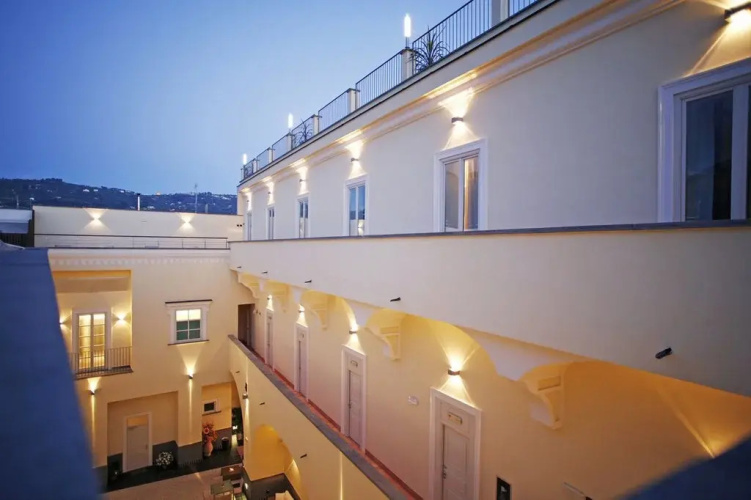 Sevenhostel