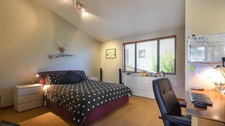 Aries Lake View Villa