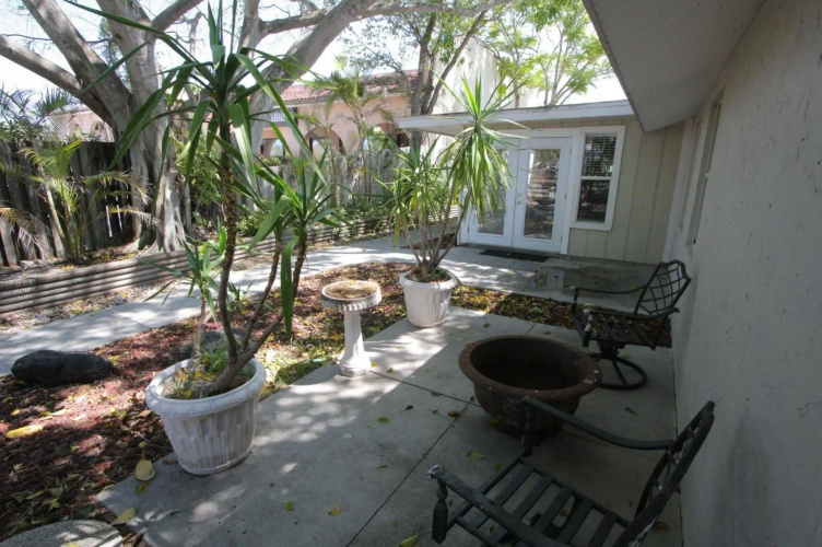 Siesta Gardens by RVA