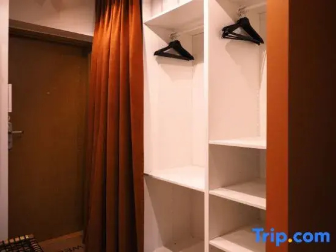 High standard + private cinema + close to Old Town