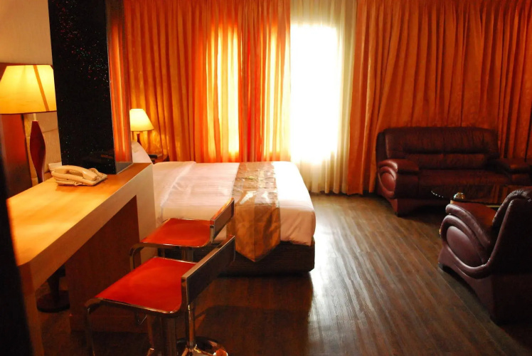 M Chereville Hotel