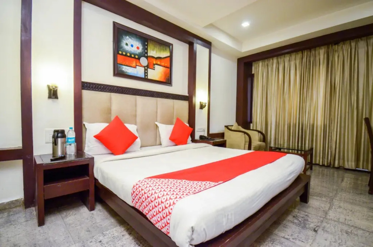 Hotel Amba International