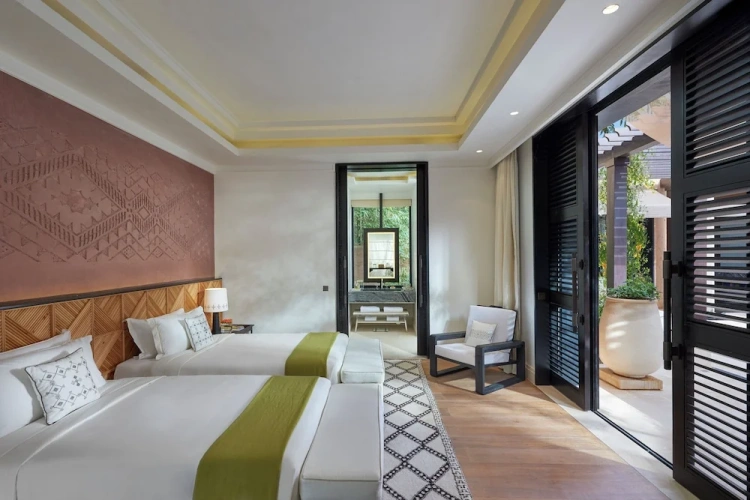 2 Bedrooms Oriental Pool Villa