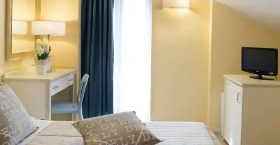 Standard room with balcony