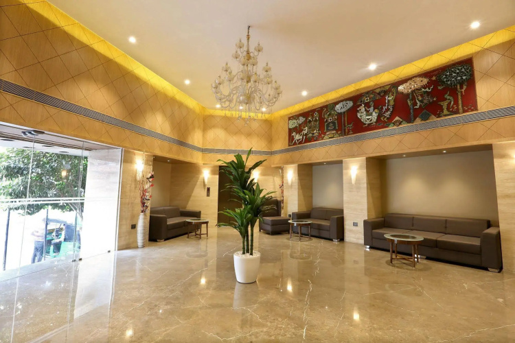 Central Beacon Hotel Surat