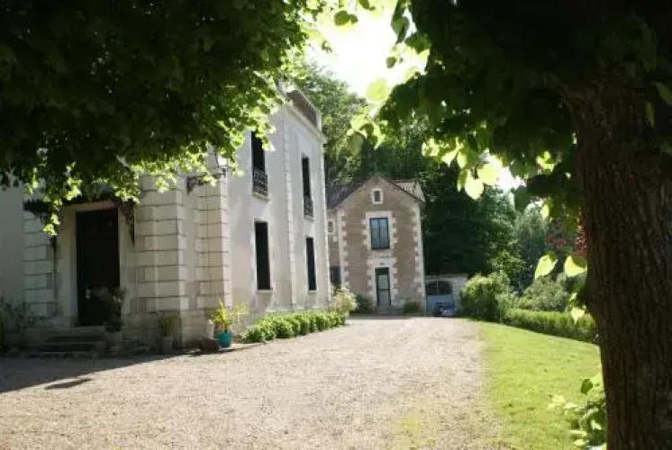 Le Chateau de la Barre