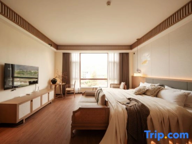 2 Bedrooms Double Suite