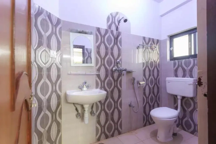 Standard Triple room with balcony
