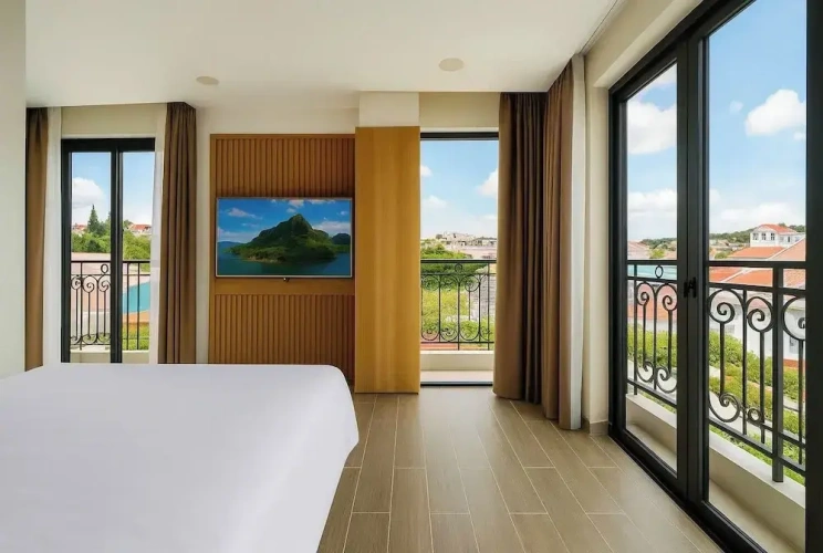 Deluxe Double room with balcony