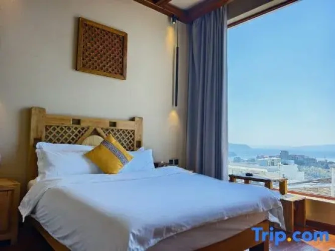 Standard Double room with lake view