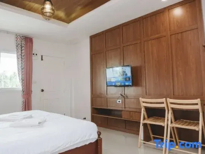 Standard Double room with pool view