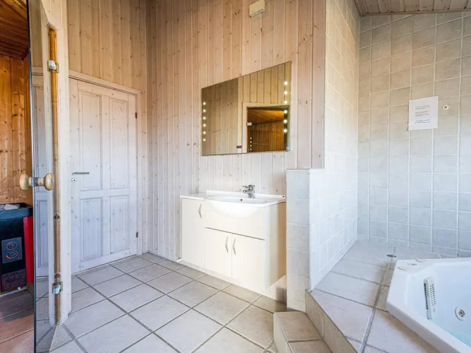 Seaside Serenity in Aaeurgab With Sauna-by Traum