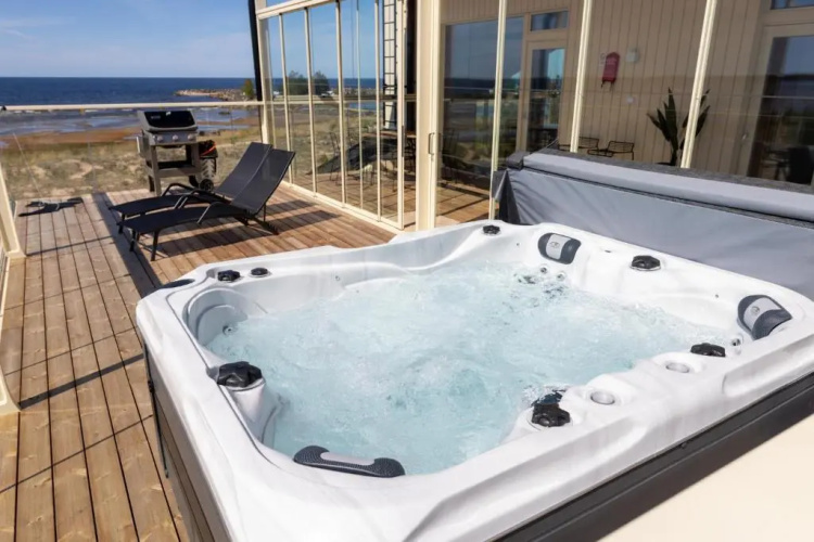 Marina Resort A7