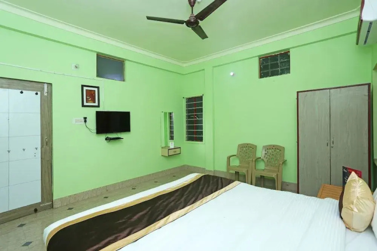OYO 8741 Shree Jagannath Palace