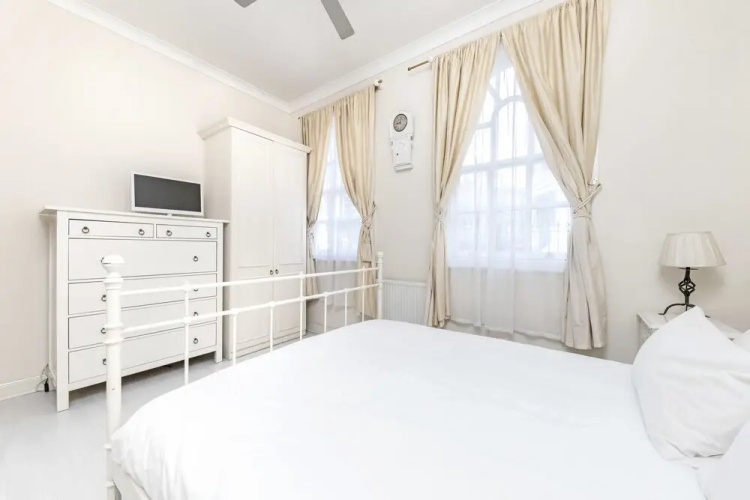 Spacious Apartment in Trendy Islington