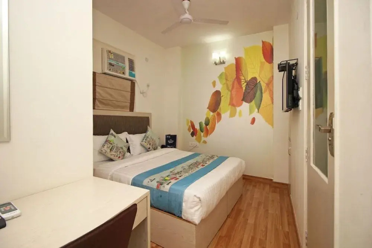 Hotel Nanak Residency