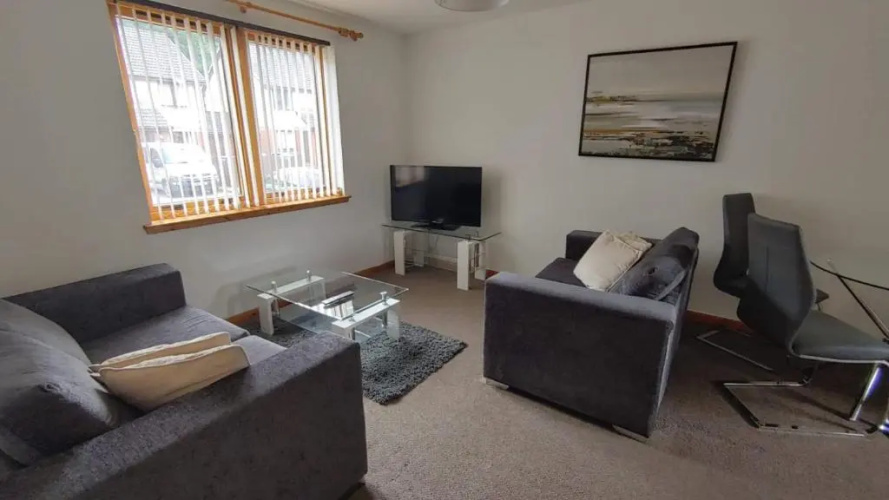Superb 2 Bedroom Flat