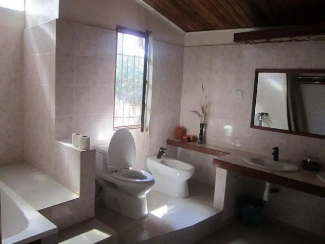 Madiro Hotel