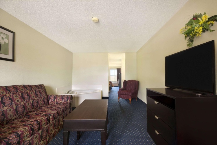 Deluxe Double Suite