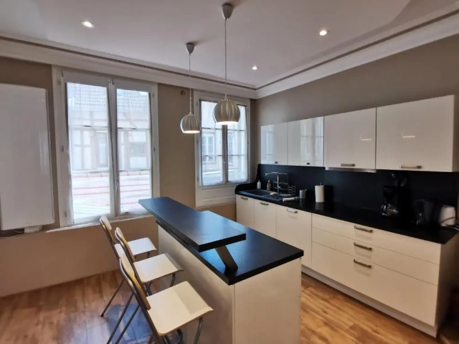 1 Bedroom Apartment