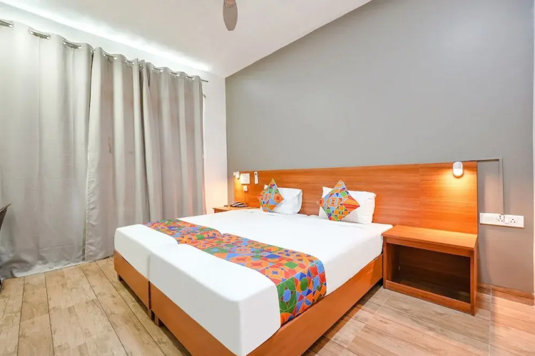 FabHotel D Square OMR
