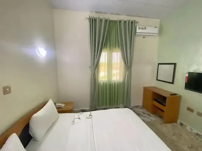 The Canopy Haven Apartment