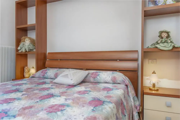Ai Gelsomini-APT with Terrace & Parking