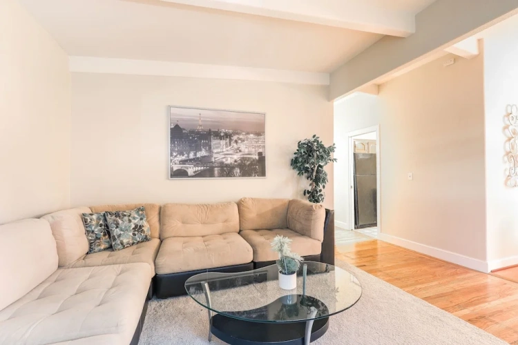 3 Bedrooms Comfort Cottage