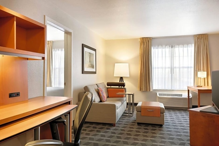 1 Bedroom Double Suite