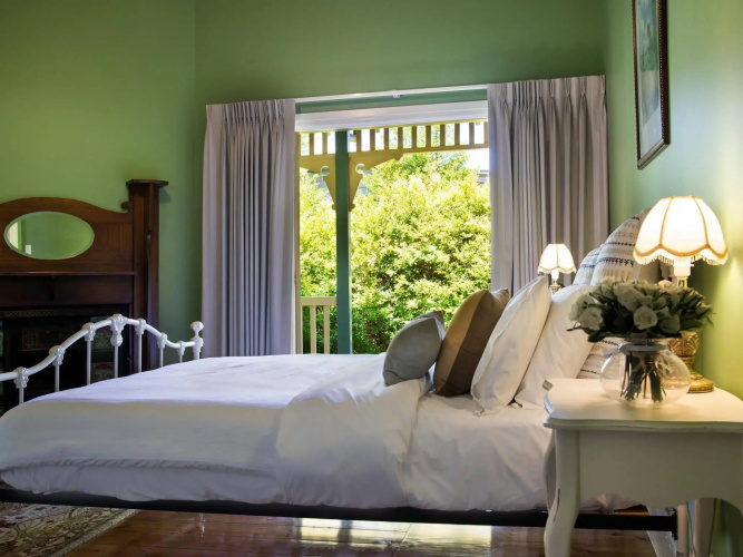 Hillside Daylesford House