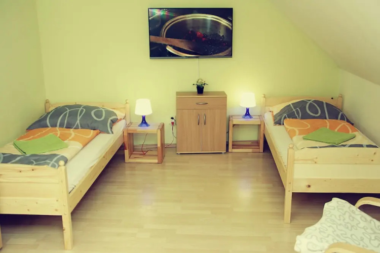 Rooms Novobranská