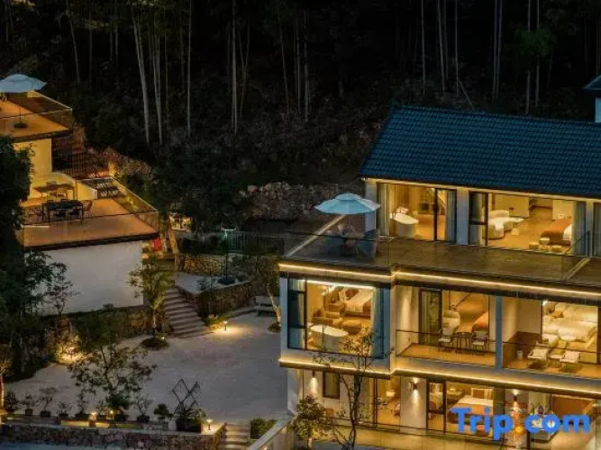 Anji Guoshan Tingyun GUOSHAN · Mountain Luxury Hot Spring Vacation Apartment