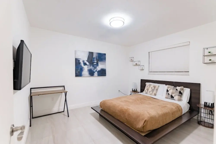 Comfort room