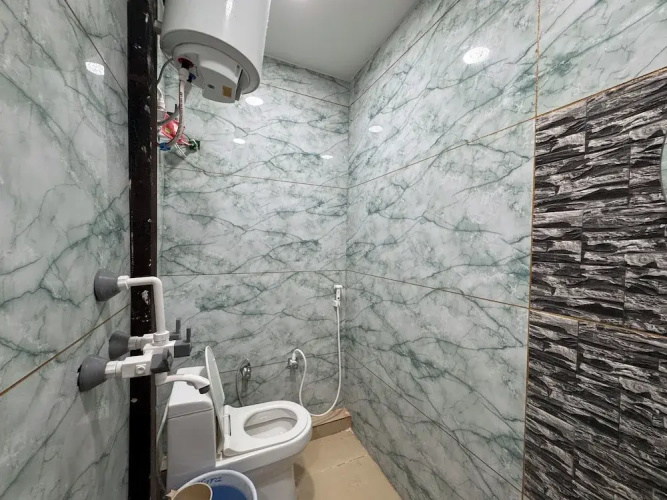 Hotel Guruvayur Dham Mathura