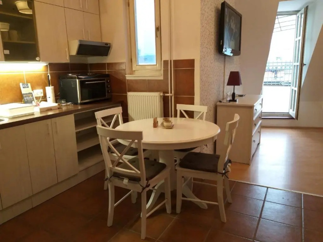 GM Apartments